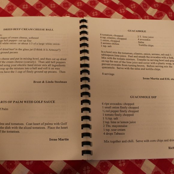 PIG OUT ELKIN NC. HIGH SCHOOL COOK BOOK  VINTAGE RARE - Picture 11 of 16